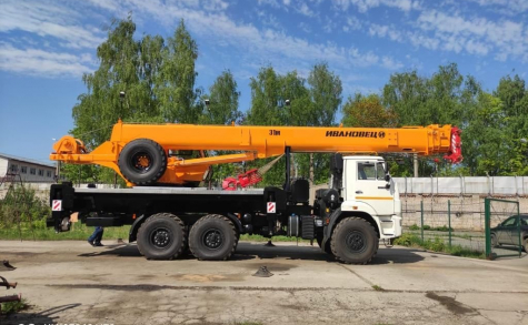 Автокран Ивановец 25 тонн
